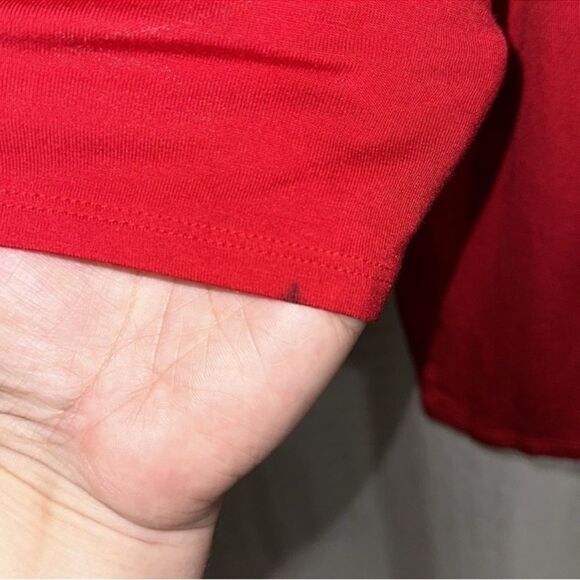 cable & gauge L Red Black Faux Leather Trim Crew Lightweight Quarter Sleeve Top - Picture 10 of 14